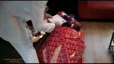 Mommy, nakuha ko ang aking regalo sa Pasko mabuhok blonde mommy asong babae na may malaking asno baliw sa titi